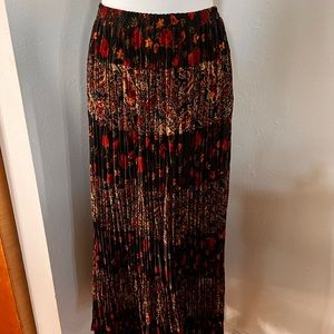 coldwater creek Women’s Floral  Pleated  Long Skirt Sz SP Made In USA